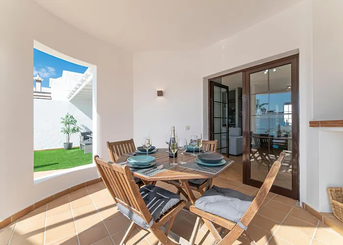 ヴィラ Alysia - *