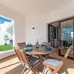 Villa Alysia - *